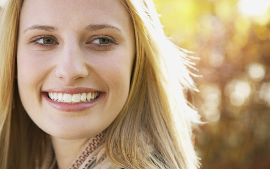 How to learn to smile beautifully with your teeth